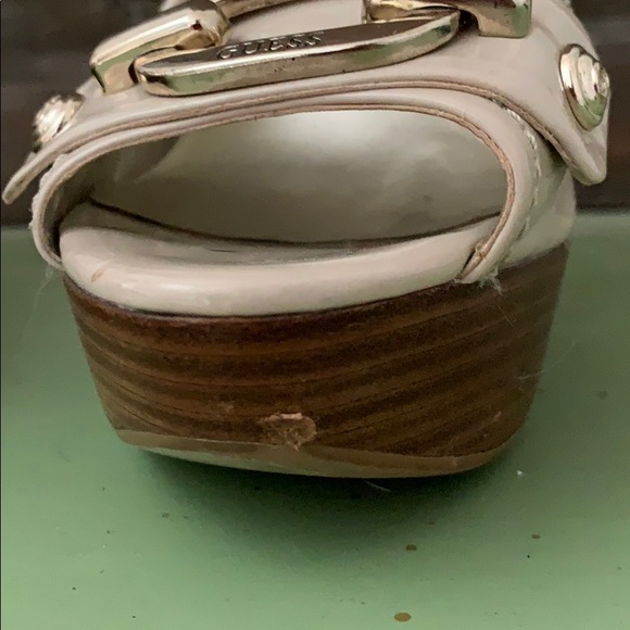 Pumps - Picture 5 of 5